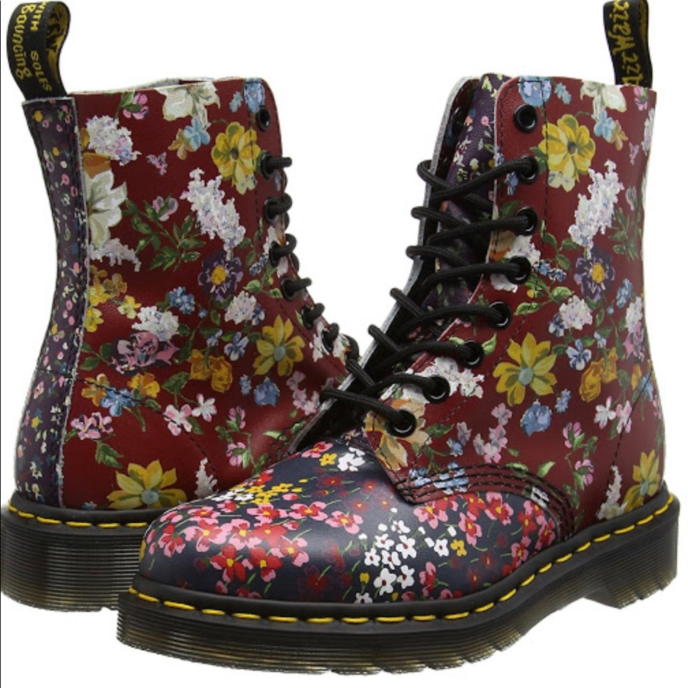 ISO: Dr. Martens Pascal FC 8 eye booties